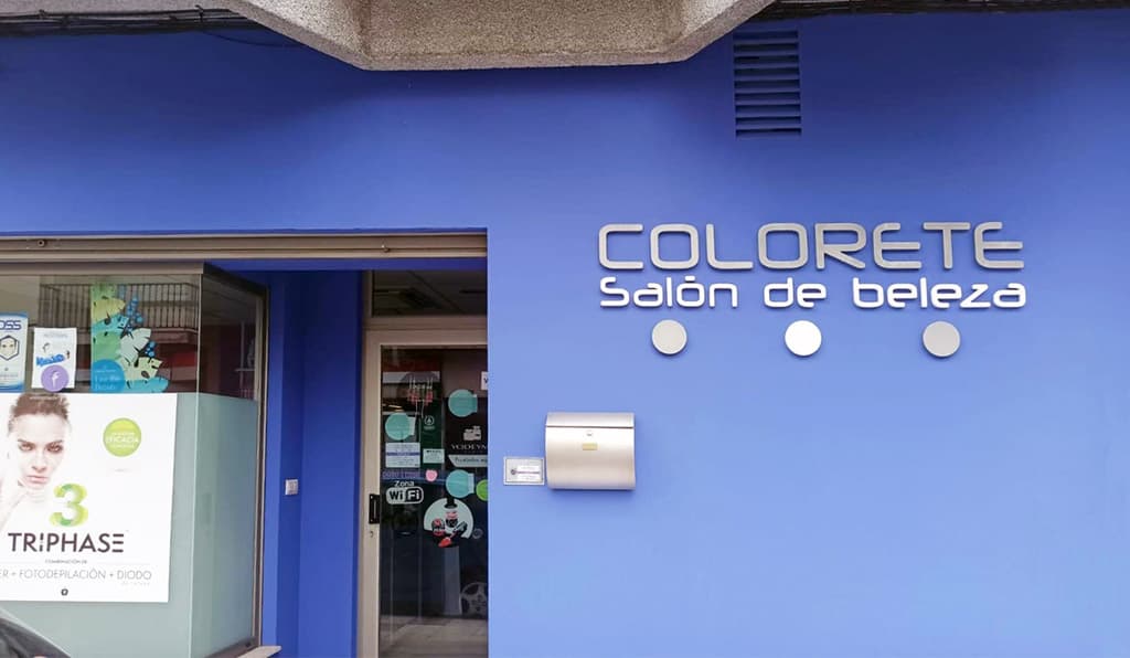 Pide tu cita en Coloreta Salón de Belleza